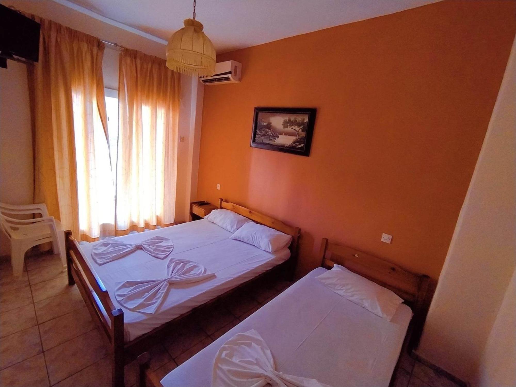 Μαρκονησ Otel Paralía Dış mekan fotoğraf